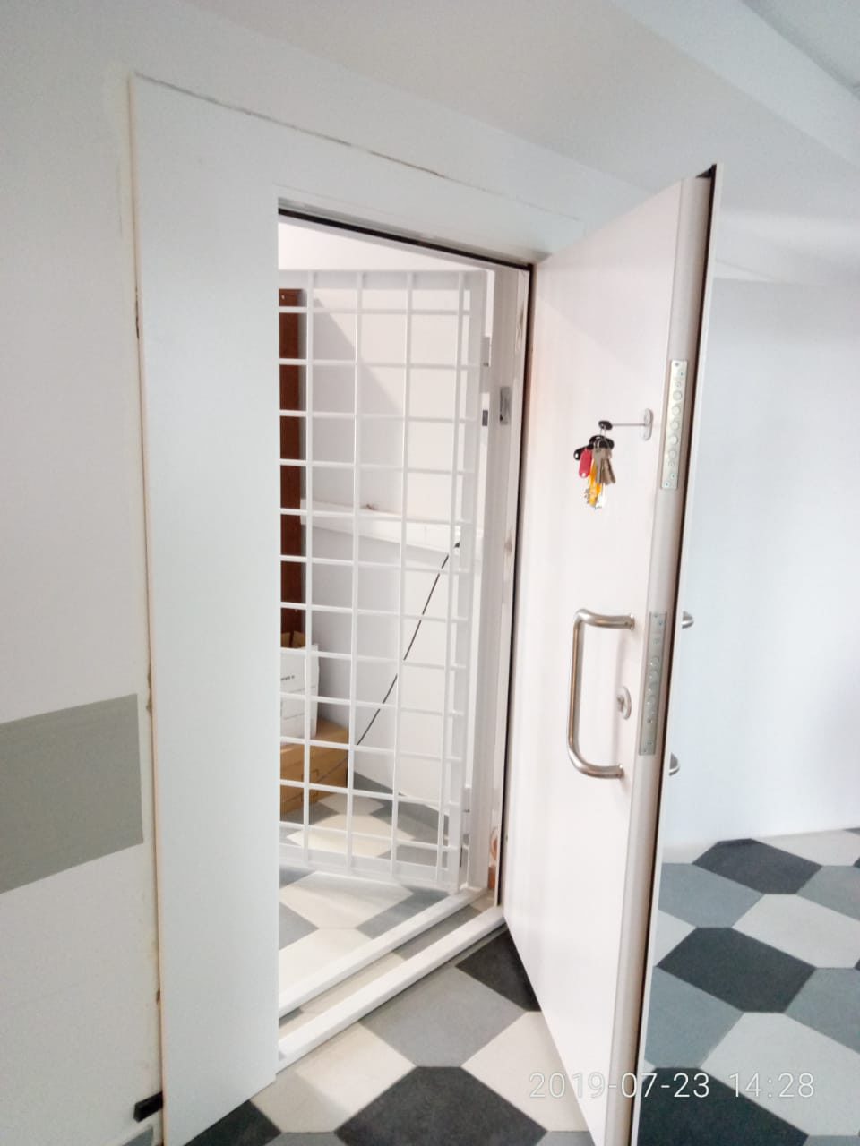 Двери и окна в кассы судов ООО "МТМ-ПРО"